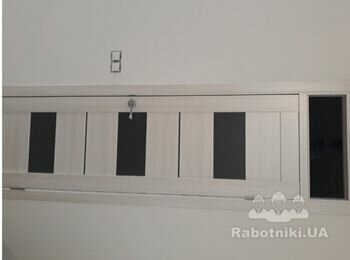 Двері з фрамугою