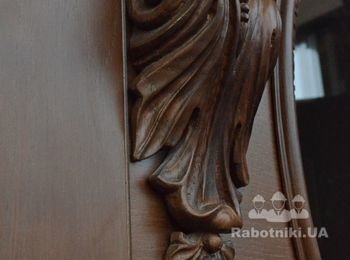 Резная капитель для дверей