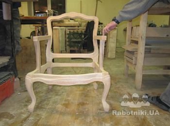 Изогнутые резные ножки для кресла, стула