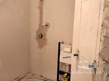 Черновые работы по с/у с душевой кабиной, унитазо, полотенцесушителем и напольной раковиной (на фото не видно)