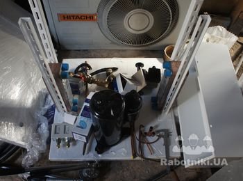 Процесс сборки насоса. Корпус - украинский, чаcть фитинга, трубы украинские. Компрессор Mitsubishi, теплообменники SWEP Холодильная автоматика и контроллер ALCO.