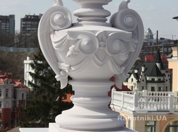 Фасадный декор из легкого бетона, стеклопластика
