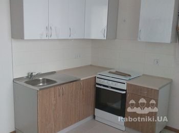 Кухня в квартиру с обустройством для Строительной компании ИнтерГал Буд, ЖК "Озерный Гай" в с. Гатное.