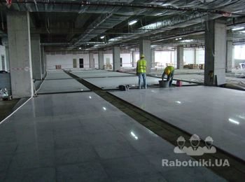 Монтаж гранитного пола в зале прилета АП Борисполь Терминал Д