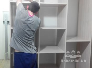 Собираем шкаф в детской.