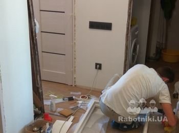 Установка дверей.