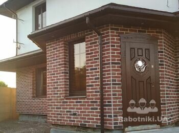 Облицовака фасада дома. Использованная декоративная плитка