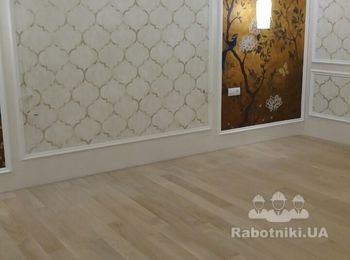 Массив дуба.