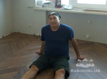 Укладка паркетной доски .Французская елка.Печерские Липки.