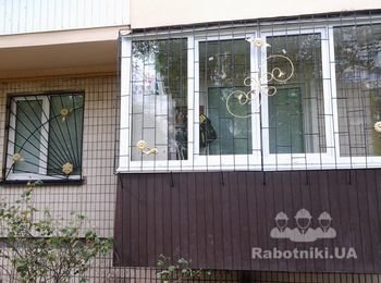 балкон  обычный без выноса.