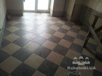 монтаж плитки на пол.