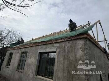 Монтаж мембрани (гідробар'єру) , обрешітки та паробар'єру