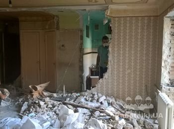 Демонтаж гипсовой перегородки