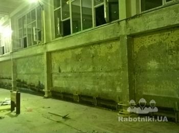 Шлифовка стен и нанесения насечек