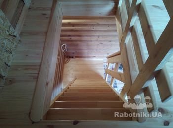 Лестница сосна под лак.