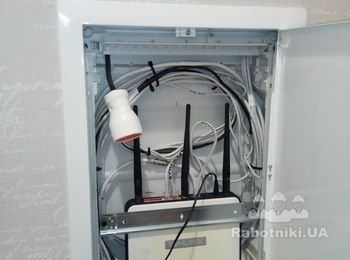 Так устанавливаю слаботочку в щит hager volta
