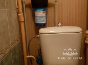 Фильтр для воды крупный, выходы 1дюйм.