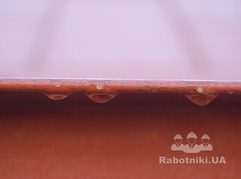Карниз фальцевой кровли. Сталь 0,5 мм с покрытием матовый полиэстер. Фальцевая кровля выполнена в 2014 году в г. Днепропетровске