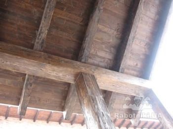 ТТ. Облицовка свесов кровли, монтаж водосточной системы.
www.masterTT.com.ua