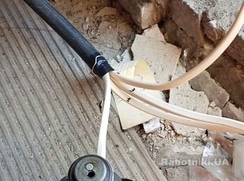 Опрессовка алюминиевой сегментной жилы пороховым прессом. Проммонтаж.
Более подробно смотрите на моём канале в Ютуб: https://www.youtube.com/channel/UCH2I45k7tZriJoQ-lNHNToA?view_as=subscriber