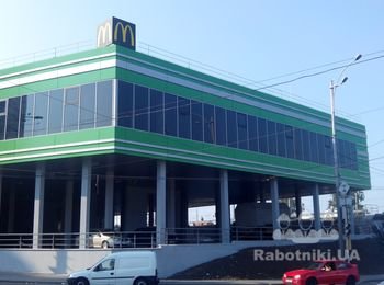 Выполненные наружные работы сотрудниками ООО "КГТ ГРУПП" по НВФ (навесным вентилируемым фасадам) и СПОК (светопрозрачным оконным конструкциям)