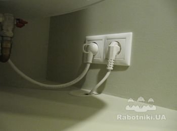 Подключение бойлера и стиральной машины в кладовой;