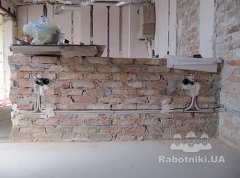 Подвод кабельной продукции по барной стойке (до);