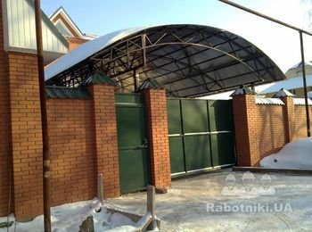 Авто навесы на любой вкус и кошелек
Прочные, надежные, светопрозрачные конструкции, способные выдерживать максимальные снеговые и ветровые нагрузки, Навесы универсального применения арочного типа. Каркас — стальной профиль, окрашиваемый высококачественными эмалями различных цветов, покрытие — сотовый поликарбонат толщиной 6-8мм. Каркас навеса сварной или болтовой (по выбору), крепление стоек: анкерное — на подготовленную площадку, бетонирование — при монтаже на грунт. выполним все красиво качест