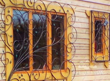 Решетки на окна (кованые, металлические)
Изготавливаем и устанавливаем решетки на окна. Различные варианты ковки ( от простых до самых сложных). Собственное изготовление в сжатые сроки по низким ценам! Цена "Под ключ".

Замер, Доставка, Установка - бесплатно ! Заключаем договор также у вас дома.