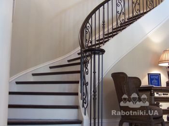 поворотная лестница из бетона от SLAWAMONOLIT