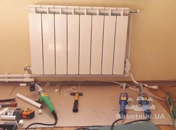 Реконструкция отопления. Монтаж и обвязка радиатора с возможностью нагрева специальным электрическим тэном.
