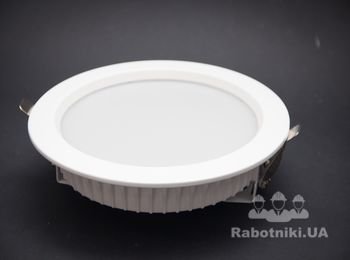 Светильники для освещения внутренних помещений, серия Bozon DownLight