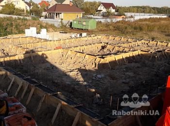 Заливка фундамента