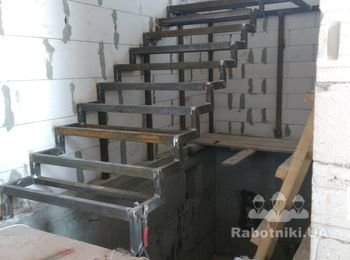 Сварочные работы,изготовление лестницы