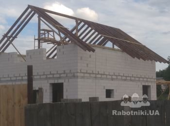 Монтаж стропильной части кровли