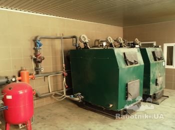 Виды работ:

Отопление:
- производственные помещения - воздушное совместно с радиаторным 200кВт;
- офисные помещения - радиаторное отопление 120кВт;
- отопительный пункт - отопительной мощностью 400 кВт.

Водопровод, канализация:
- система химводоочистки для автоматической подпитки системы отопления;
- гарячее водоснабжение - бойлера косвенного нагрева с рециркуляцией 2шт объемом по 500л.

(068) 982-92-43 (монтаж)