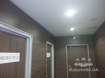 ОС
потолок
двери