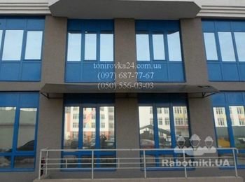 Тонировка фасадных окон в офисе по л. Елизаветы Чавдар 7.