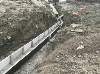 Монтаж лотков цементопровода