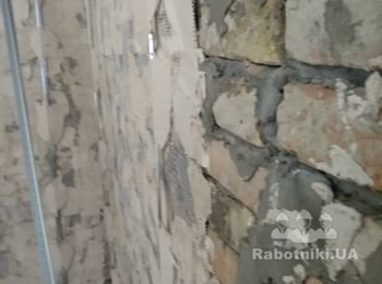 Дом в Борисполе. Срок выполнения 5 дней. Стены были просто ужасные, дом старый. Сделали идеал, хозяева рекомендовали нас соседям. Фото соседнего дома выложу по окончанию