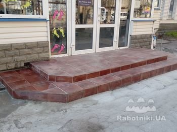 Заливка бетона и плитка