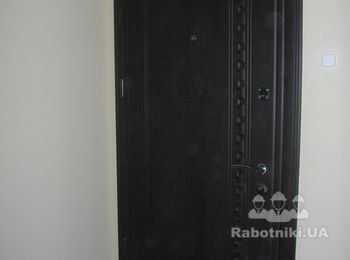 Двери Страж стандарт мод 54
http://topdveri.kiev.ua/vkhodnye-dveri/straj-standart/