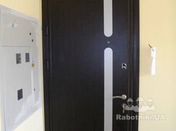 Двери страж
http://topdveri.kiev.ua/vkhodnye-dveri/straj/