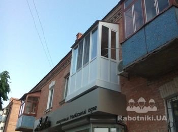 Остекление балкона