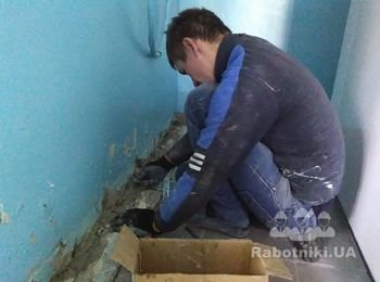 Відсічна гідроізоляція методом інжектування поліуретанової смоли. Встановлення пакерів.