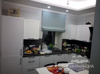 Квартира со столетним юбилеем. Из 5м2 кухня стала 9м2. Мечта хозяйки