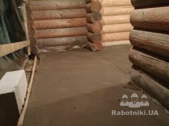 Влаштування стяжки в приватному будинку в с. Семиполки.