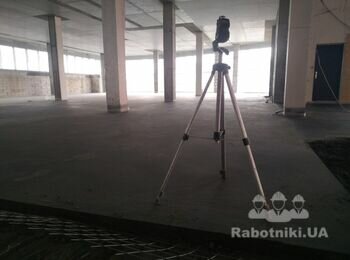 Влаштування машинної стяжки в офісному центрі на Голосіївському проспекті.