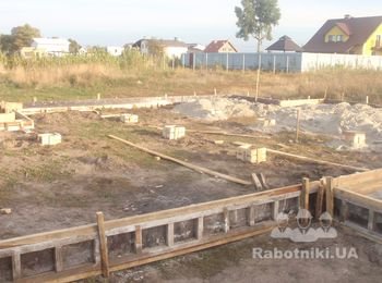 засыпка песком внутреннего перриметра