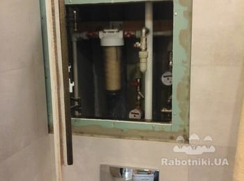 установка скрытых лючков ревизий